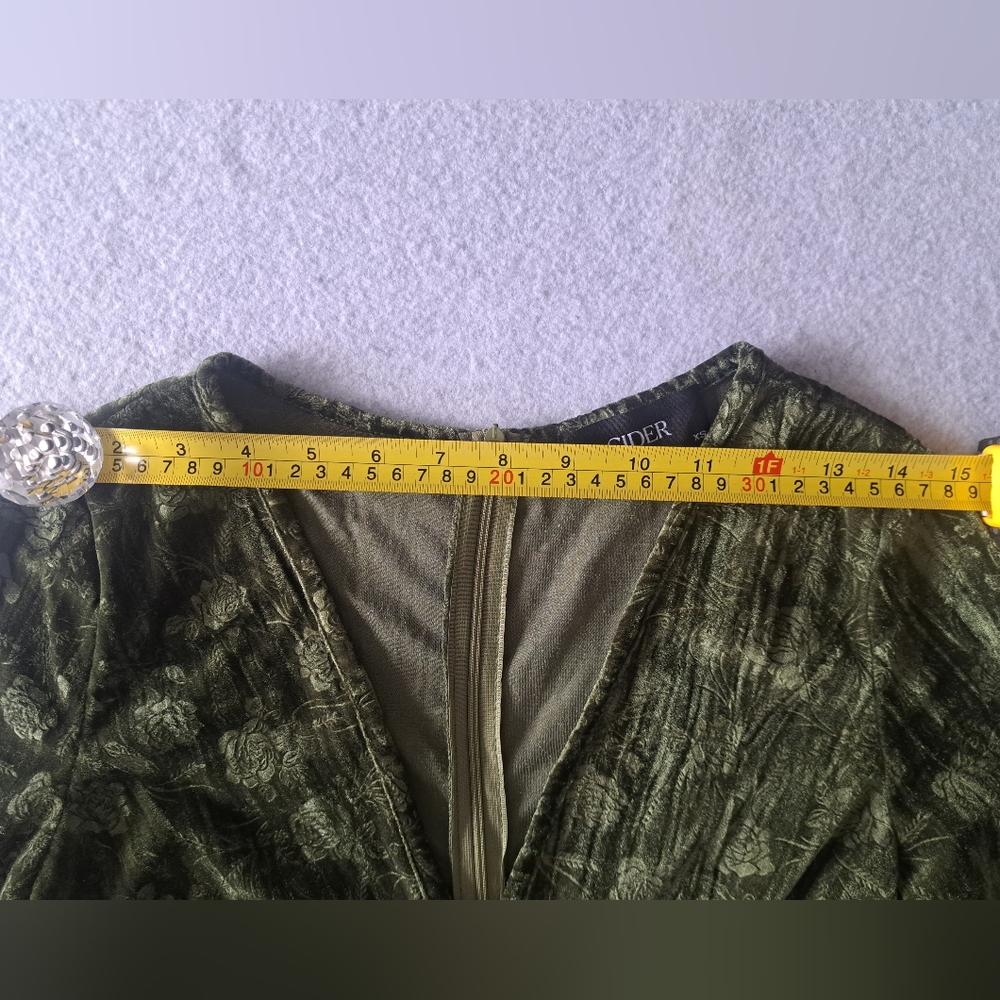Cider Olive Velvet Floral Rose Long-Sleeve V-Neck Bohemian Whimsigoth Mini Dress - Picture 6 of 15